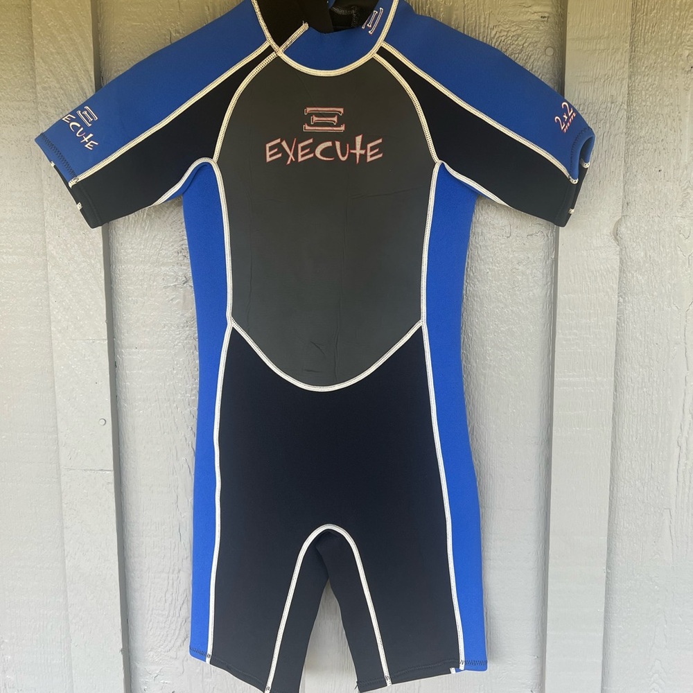 Wet suit